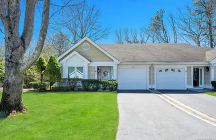 12 BALDWIN CT, BROOKHAVEN, NY, 11961, Brookhaven, NY 11961