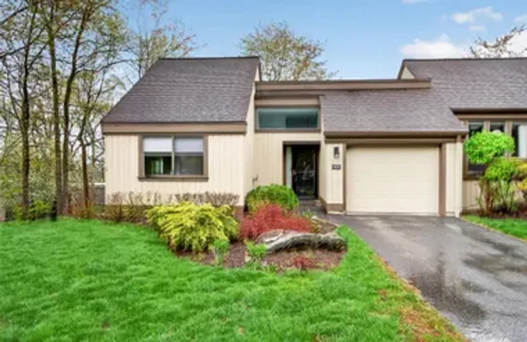 582 HERITAGE HLS A, SOMERS, NY, 10589, Somers, NY 10589