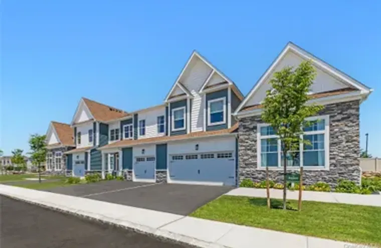 3 JUNIPER LN 94, BROOKHAVEN, NY, 11980, Brookhaven, NY 11980