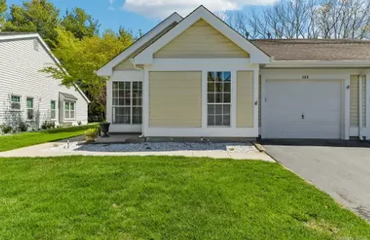 289 GLEN DR, BROOKHAVEN, NY, 11961, Brookhaven, NY 11961