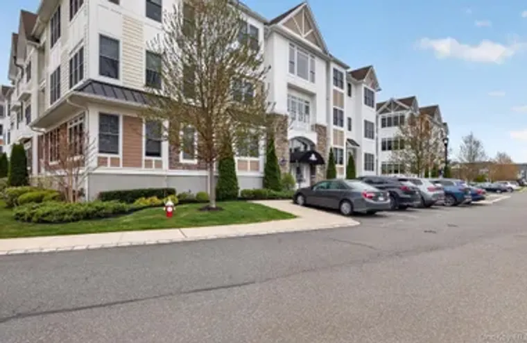 32103 SPRUCE POND CIR, OYSTER BAY, NY, 1..., Oyster Bay, NY 11803
