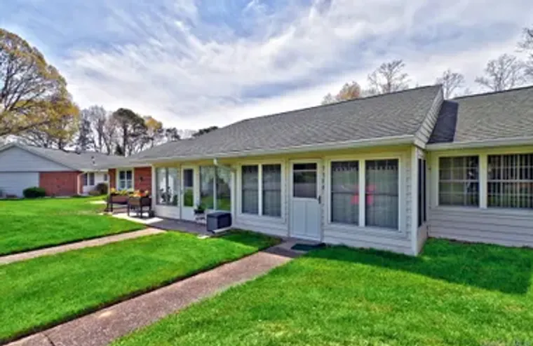 110 EXMORE CT A, BROOKHAVEN, NY, 11961, Brookhaven, NY 11961