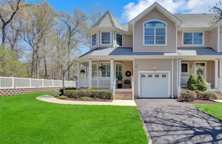 58 BLAIR RD 58, BROOKHAVEN, NY, 11733, Brookhaven, NY 11733