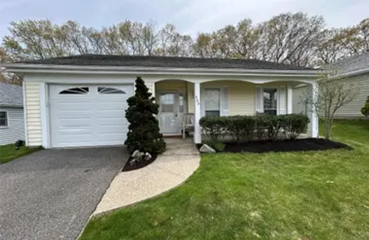 520 CRANSTON LN, BROOKHAVEN, NY, 11961, Brookhaven, NY 11961
