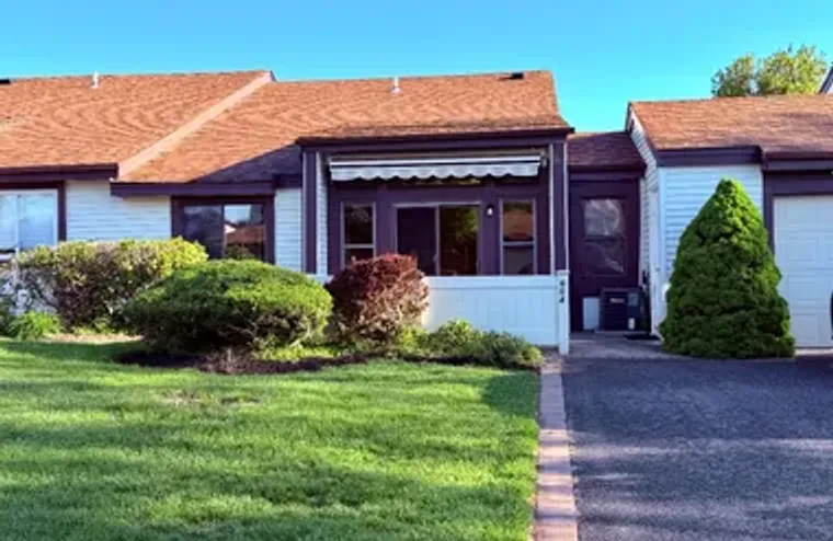 604 GOTHAM DR, SMITHTOWN, NY, 11780, Smithtown, NY 11780