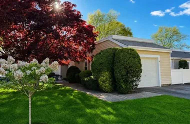 607 CABOT CT, SMITHTOWN, NY, 11780, Smithtown, NY 11780
