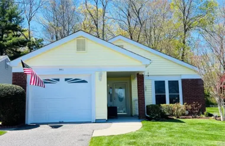 541 STRATFORD LN, BROOKHAVEN, NY, 11961, Brookhaven, NY 11961