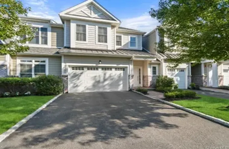 46102 SILVER BIRCH LN 574, OYSTER BAY, N..., Oyster Bay, NY 11803