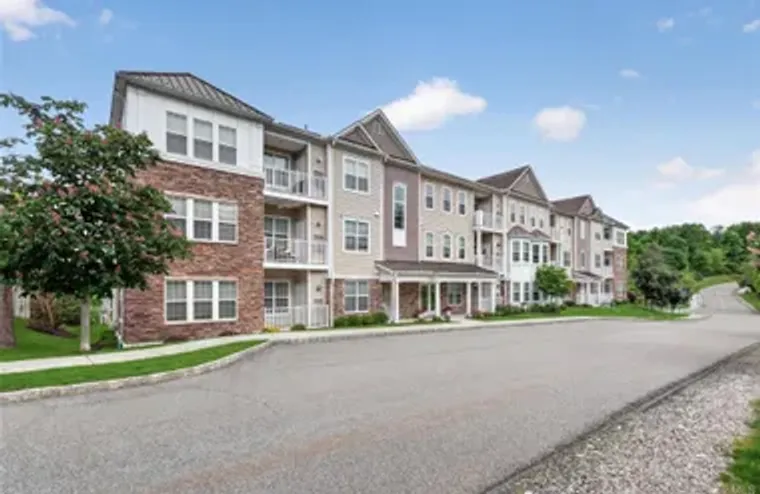 2 BLAIR HEIGHTS 3323, CARMEL, NY, 10512, Carmel, NY 10512