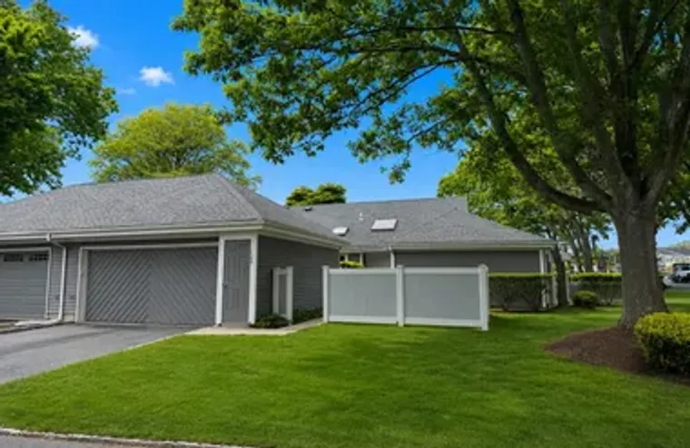 188 RIVER DR, BROOKHAVEN, NY, 11955, Brookhaven, NY 11955