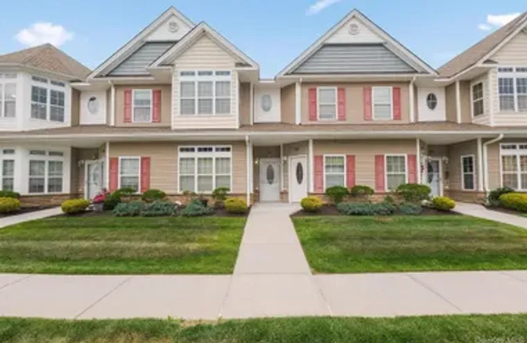 705 EGRETS LNDG, CARMEL, NY, 10512, Carmel, NY 10512