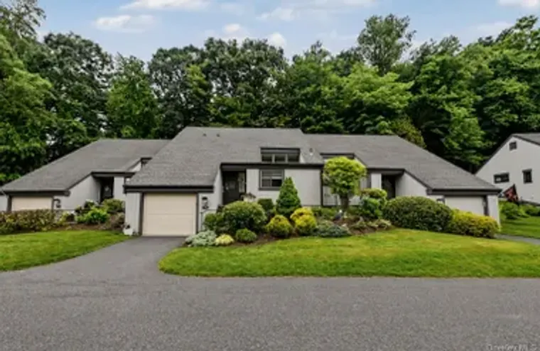 334 HERITAGE HLS B, SOMERS, NY, 10589, Somers, NY 10589