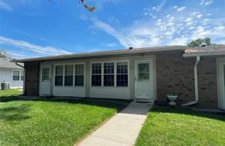 312 WOODBRIDGE DR B, BROOKHAVEN, NY, 119..., Brookhaven, NY 11961