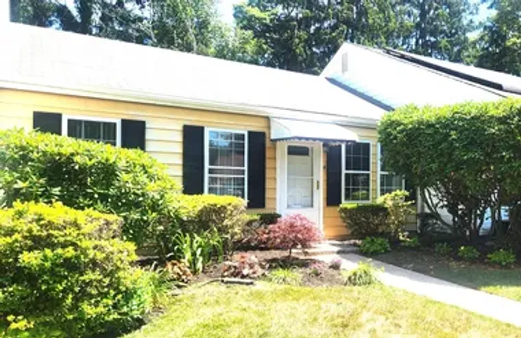 9 FREEDOM LN, BROOKHAVEN, NY, 11727, Brookhaven, NY 11727