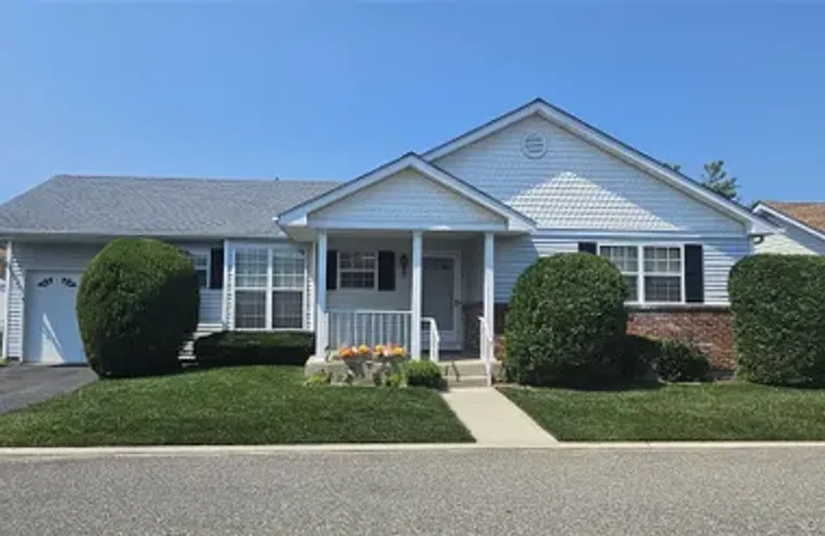 7 DARIA DR, ISLIP, NY, 11769, Islip, NY 11769
