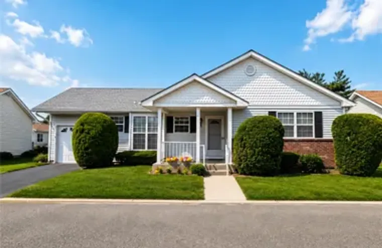 7 DARIA DR, ISLIP, NY, 11769, Islip, NY 11769