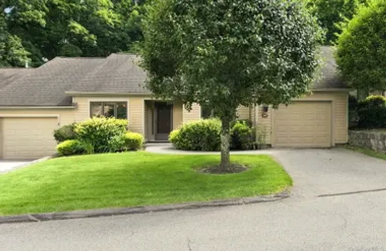 828 HERITAGE HLS B, SOMERS, NY, 10589, Somers, NY 10589
