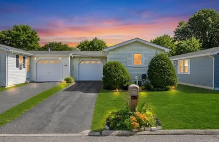 28 GREENWOOD BLVD, BROOKHAVEN, NY, 11949, Brookhaven, NY 11949
