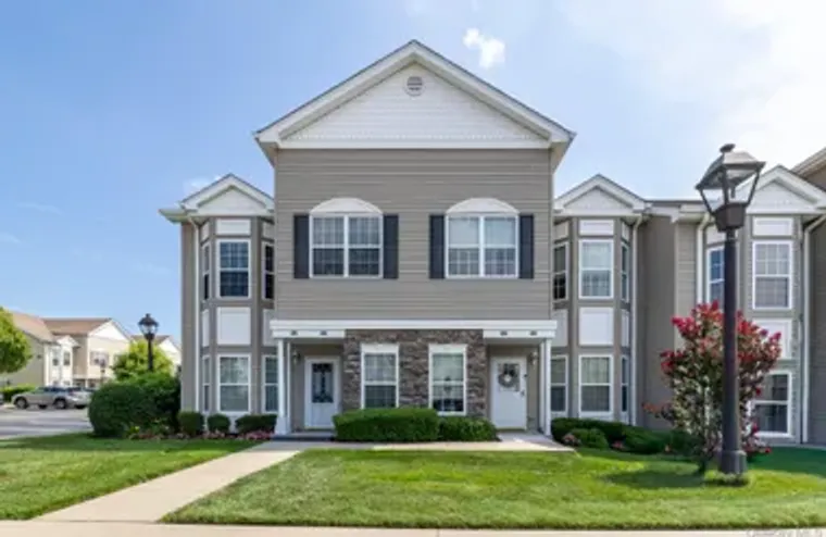 421 AUTUMN DR, HEMPSTEAD, NY, 11554, Hempstead, NY 11554