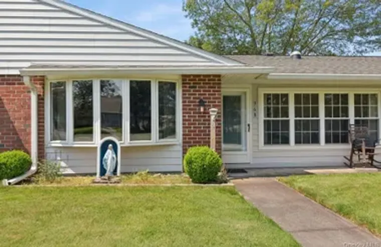 96 ENFIELD CT B, RIDGE, NY, 11961, Ridge, NY 11961