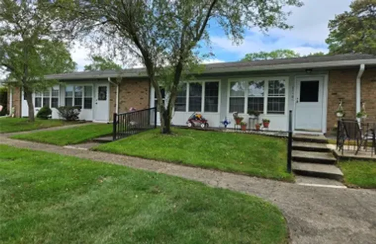 311 WOODBRIDGE DR 311-C, RIDGE, NY, 1196..., Ridge, NY 11961