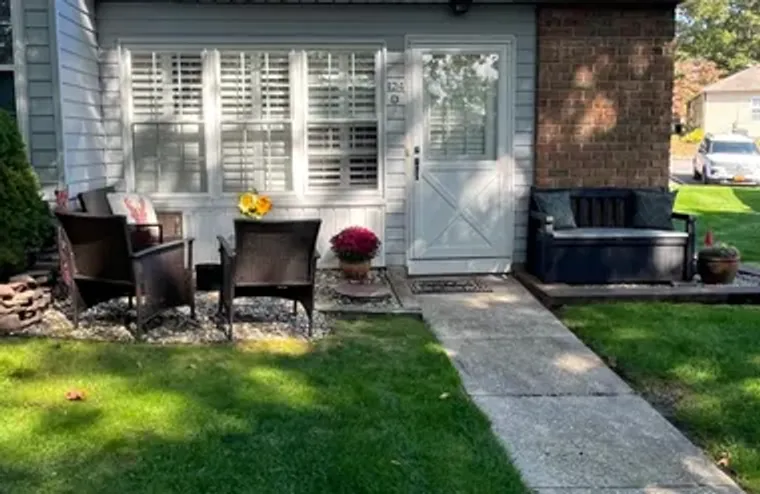 424 WOODBRIDGE DR D, RIDGE, NY, 11961, Ridge, NY 11961