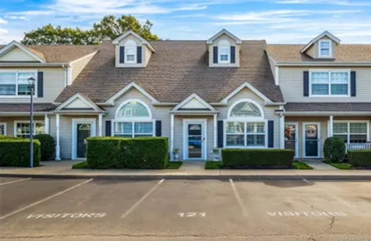 121 WILLOW LN, HEMPSTEAD, NY, 11580, Hempstead, NY 11580