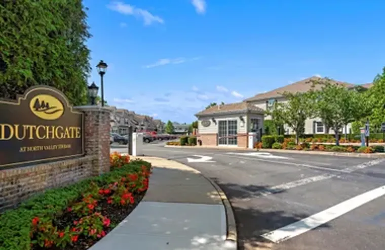 1002 WILLOW LN, VALLEY STREAM, NY, 11580, Valley Stream, NY 11580