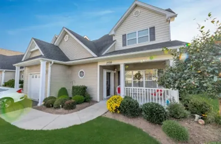 159 STONELEIGH DR, RIVERHEAD, NY, 11901, Riverhead, NY 11901