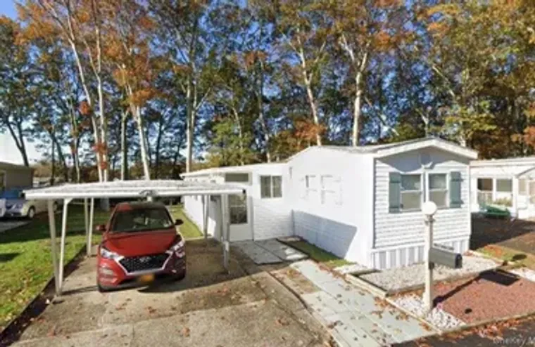 1661 OLD COUNTRY RD 163, RIVERHEAD, NY, ..., Riverhead, NY 11901