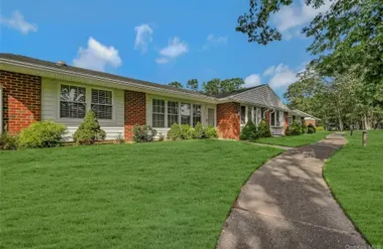 98 A EASTBOURNE, BROOKHAVEN, NY, 11961, Brookhaven, NY 11961