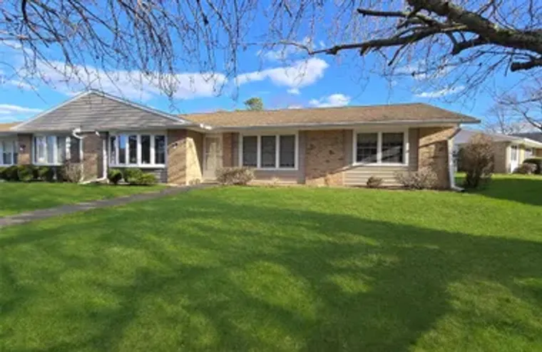 289 CARDIFF CT B, RIDGE, NY, 11961, Ridge, NY 11961