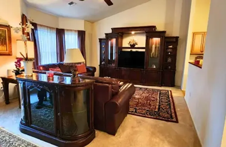 512 NARRAGANSETT VILLAS DR, BABYLON, NY,..., Babylon, NY 11757