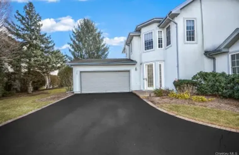 736 VERONA DR, MELVILLE, NY, 11747, Melville, NY 11747