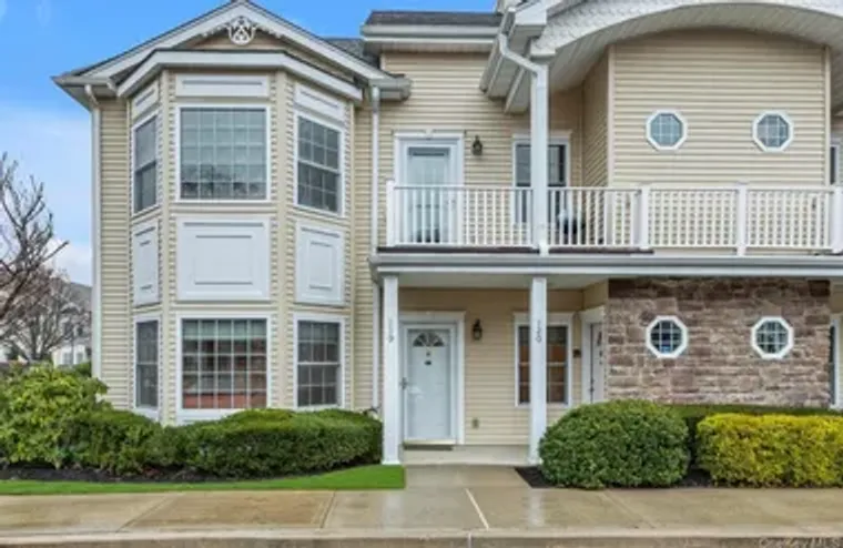 119 AUTUMN DR, PLAINVIEW, NY, 11803, Plainview, NY 11803