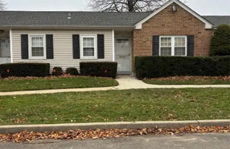 118 HARBOR, AMITYVILLE, NY, 11701, Amityville, NY 11701