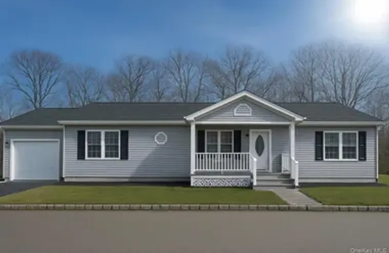 1407 MIDDLE RD 275, CALVERTON, NY, 11933, Calverton, NY 11933