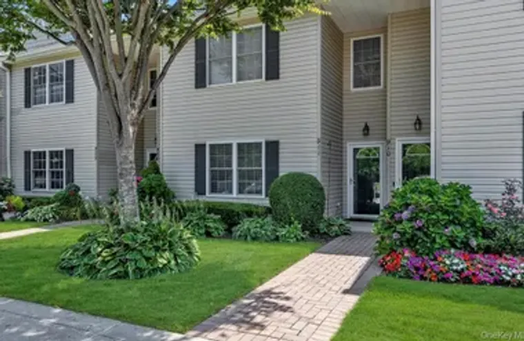 910 ALTESSA BLVD, MELVILLE, NY, 11747, Melville, NY 11747