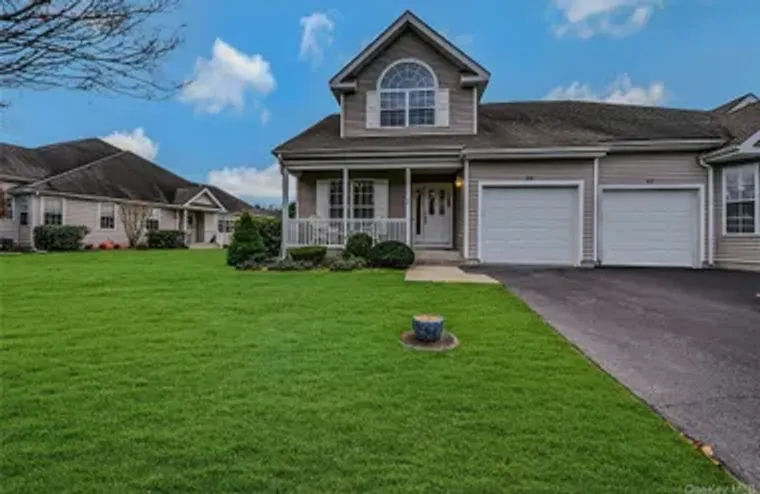 98 SCENIC LAKE DR, RIVERHEAD, NY, 11901, Riverhead, NY 11901