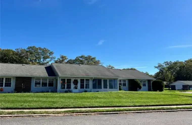 22B GUILFORD CT # 22B, RIDGE, NY, 11961, Ridge, NY 11961