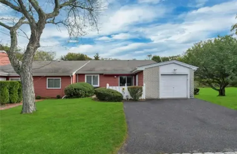 501 DREW DR, SAINT JAMES, NY, 11780, Saint James, NY 11780