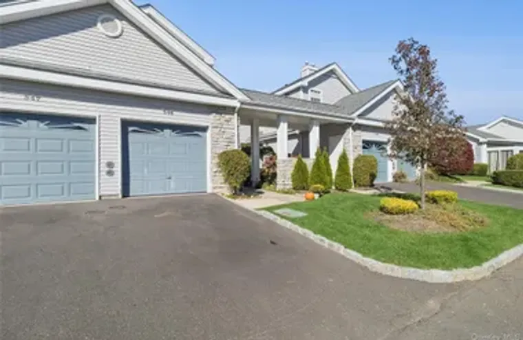 546 HIGHLAND CT, MORICHES, NY, 11955, Moriches, NY 11955