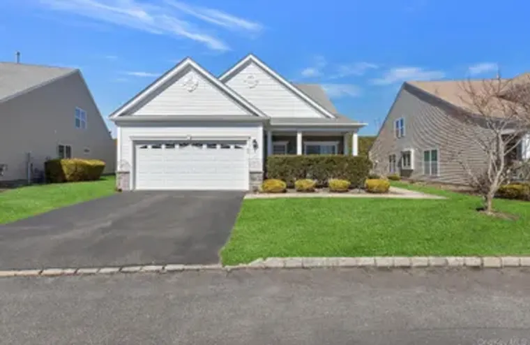 43 LOUDEN LOOP, BROOKHAVEN, NY, 11766, Brookhaven, NY 11766