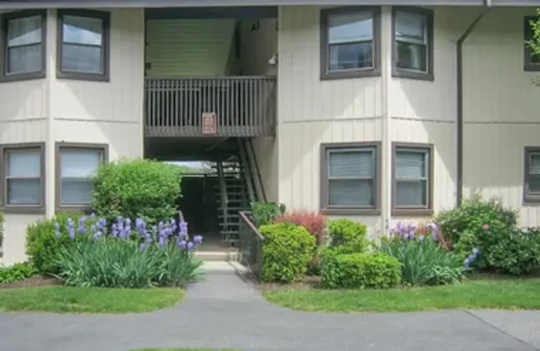 18L HASTINGS CT, YORKTOWN, NY, 10598, Yorktown, NY 10598