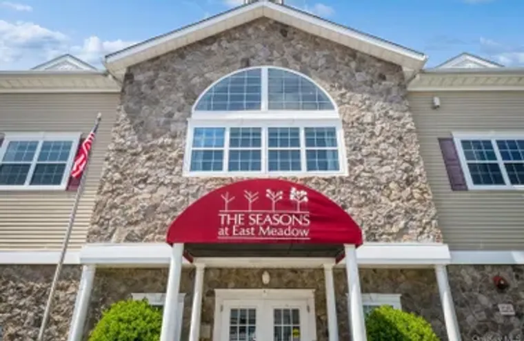 434 AUTUMN DR, EAST MEADOW, NY, 11554, East Meadow, NY 11554