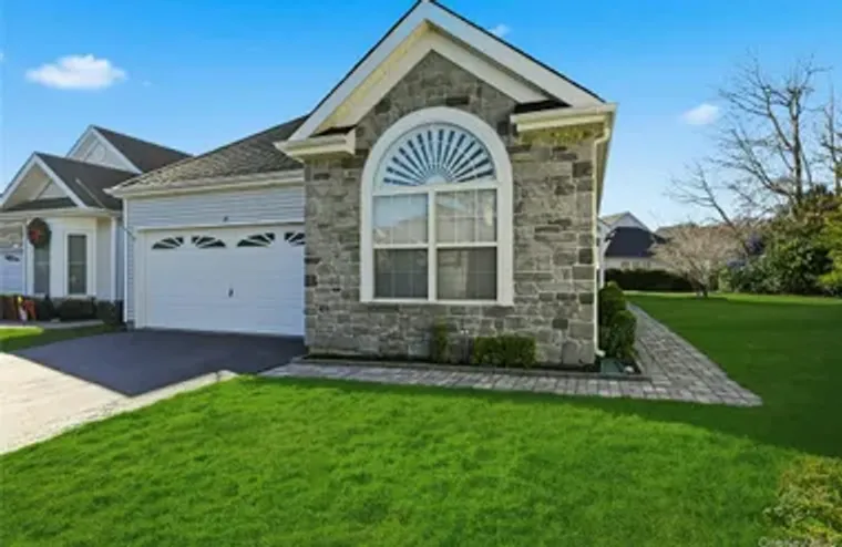 10 SAGAPONACK CT # 10, RIDGE, NY, 11961, Ridge, NY 11961