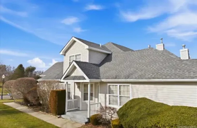 23 GOOSE NECK LN, RIVERHEAD, NY, 11901, Riverhead, NY 11901