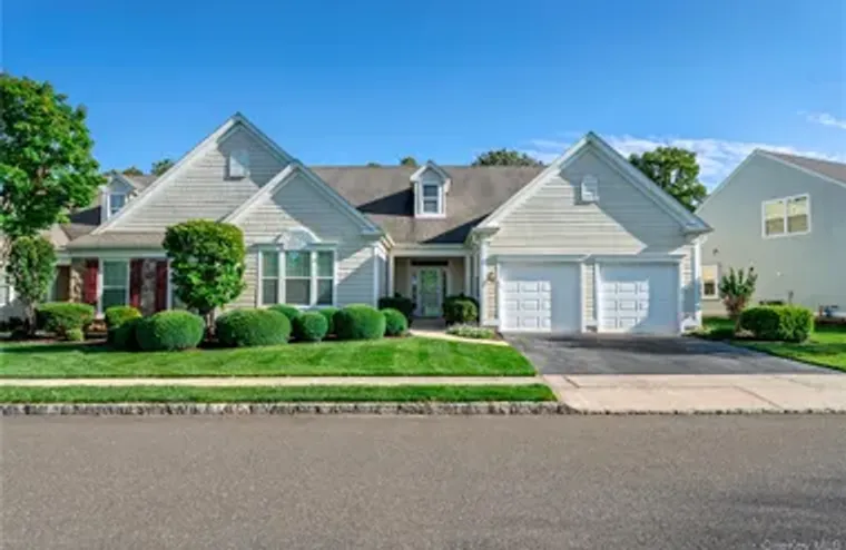 39 KIMBERLY DR # 39, WESTHAMPTON, NY, 11..., Westhampton, NY 11977