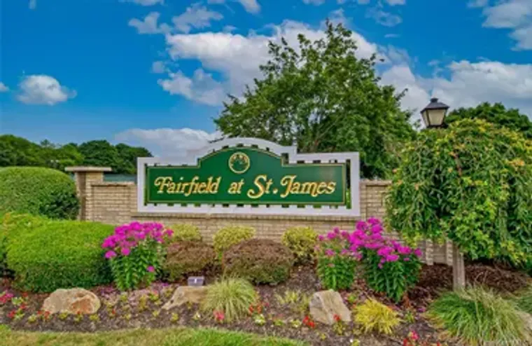 101 FLAIR CT, SMITHTOWN, NY, 11780, Smithtown, NY 11780