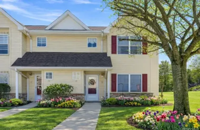 54 MORLEY CIR, HUNTINGTON, NY, 11747, Huntington, NY 11747